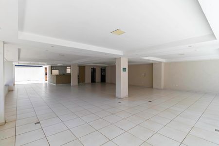 Apartamento à venda com 96m², 3 quartos e 2 vagas Apartamento à venda com 96m², 3 quartos e 2 vagasÁrea comum - Salão de festas