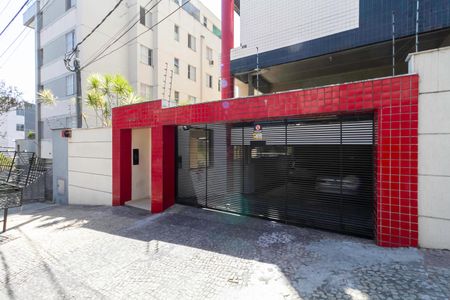Apartamento à venda com 96m², 3 quartos e 2 vagas Apartamento à venda com 96m², 3 quartos e 2 vagasFachada
