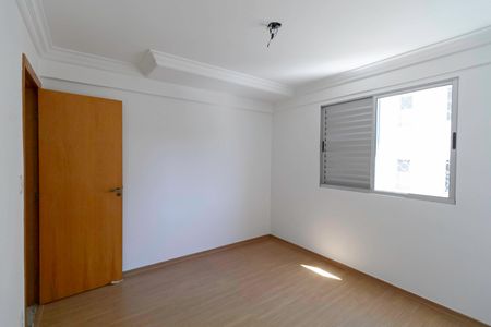 Apartamento à venda com 96m², 3 quartos e 2 vagas Apartamento à venda com 96m², 3 quartos e 2 vagasQuarto 1