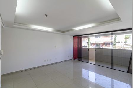 Apartamento à venda com 96m², 3 quartos e 2 vagas Apartamento à venda com 96m², 3 quartos e 2 vagasSala