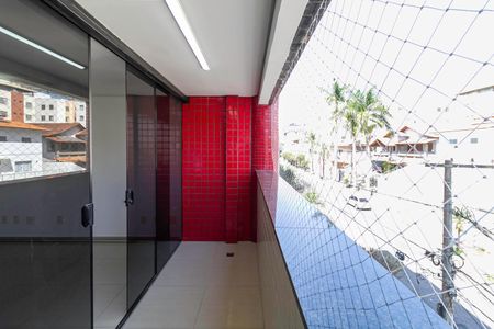 Apartamento à venda com 96m², 3 quartos e 2 vagas Apartamento à venda com 96m², 3 quartos e 2 vagasVaranda da sala