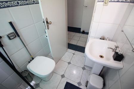 Casa à venda com 375m², 4 quartos e 2 vagasBanheiro