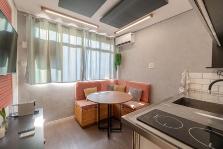 Sala/Cozinha de apartamento à venda com 2 quartos, 42m² em Bela Vista, São Paulo