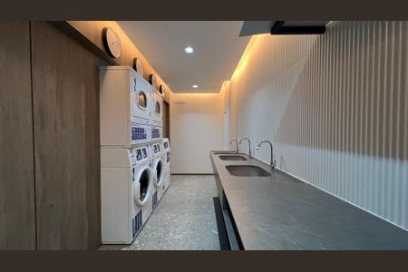 Studio à venda com 25m², 1 quarto e sem vaga Studio à venda com 25m², 1 quarto e sem vagaÁrea Comum - Lavanderia