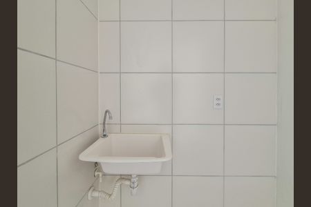 Apartamento à venda com 34m², 2 quartos e sem vaga Apartamento à venda com 34m², 2 quartos e sem vagaCozinha e Área de Serviço