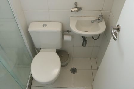 Apartamento à venda com 267m², 4 quartos e 5 vagasBanheiro de Serviço