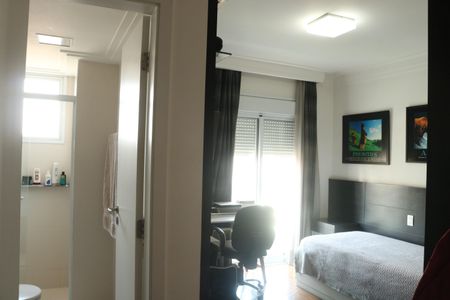 Apartamento à venda com 267m², 4 quartos e 5 vagasSuíte 2