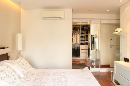 Apartamento à venda com 267m², 4 quartos e 5 vagasSuíte 3