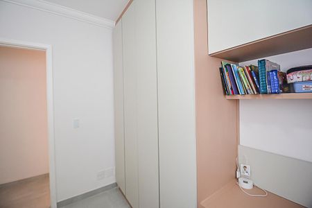 Apartamento à venda com 84m², 3 quartos e 2 vagas Apartamento à venda com 84m², 3 quartos e 2 vagasQuarto 2