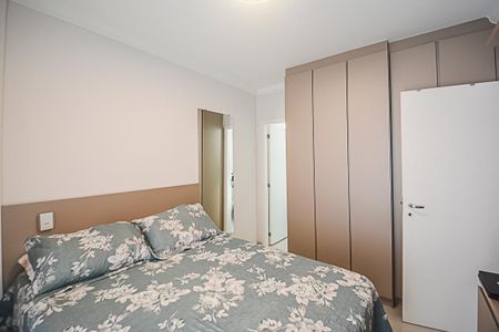 Apartamento à venda com 84m², 3 quartos e 2 vagas Apartamento à venda com 84m², 3 quartos e 2 vagasSuíte