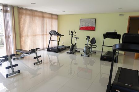 Apartamento à venda com 84m², 3 quartos e 2 vagas Apartamento à venda com 84m², 3 quartos e 2 vagasÁrea comum - Academia