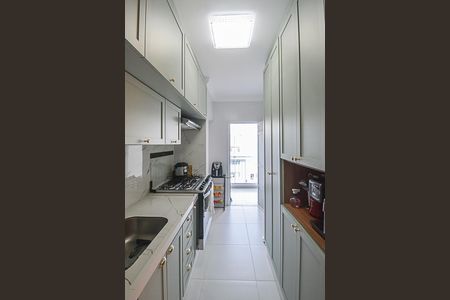 Apartamento à venda com 84m², 3 quartos e 2 vagas Apartamento à venda com 84m², 3 quartos e 2 vagasCozinha