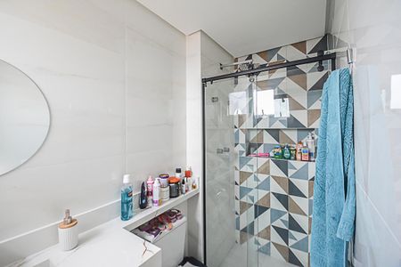 Apartamento à venda com 84m², 3 quartos e 2 vagas Apartamento à venda com 84m², 3 quartos e 2 vagasBanheiro da Suíte