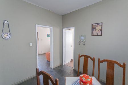 Casa à venda com 235m², 2 quartos e 1 vagaCopa