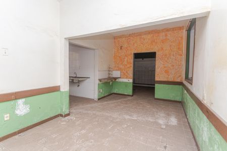 Casa à venda com 235m², 2 quartos e 1 vagaÁrea comum