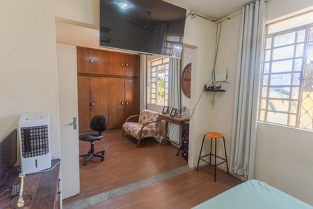 Casa à venda com 235m², 2 quartos e 1 vagaQuarto 2
