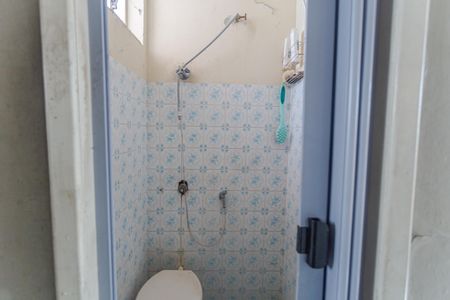 Casa à venda com 235m², 2 quartos e 1 vagaBanheiro de serviço