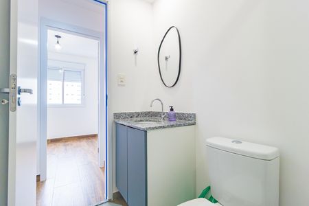 Apartamento para alugar com 44m², 2 quartos e 1 vaga Apartamento para alugar com 44m², 2 quartos e 1 vagaBanheiro