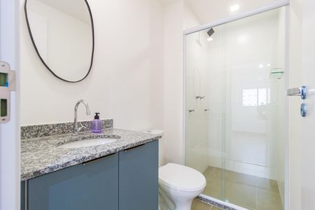 Apartamento para alugar com 44m², 2 quartos e 1 vaga Apartamento para alugar com 44m², 2 quartos e 1 vagaBanheiro