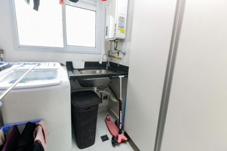 Apartamento à venda com 106m², 3 quartos e 2 vagas Apartamento à venda com 106m², 3 quartos e 2 vagasÁrea de Serviço