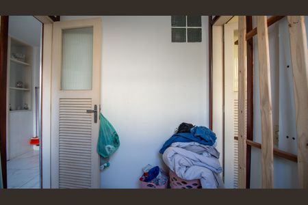 Apartamento à venda com 105m², 3 quartos e 2 vagas Apartamento à venda com 105m², 3 quartos e 2 vagasQuarto de Serviço