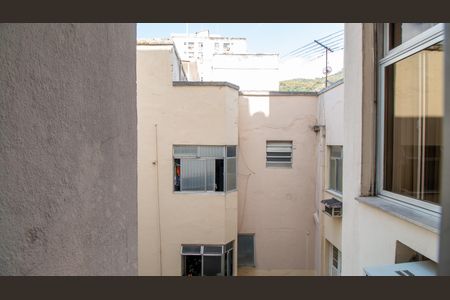 Apartamento à venda com 105m², 3 quartos e 2 vagas Apartamento à venda com 105m², 3 quartos e 2 vagasVista do Banheiro de Serviço