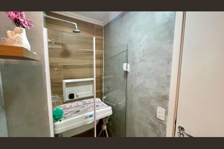 Apartamento para alugar com 63m², 2 quartos e 1 vagaBanheiro Social