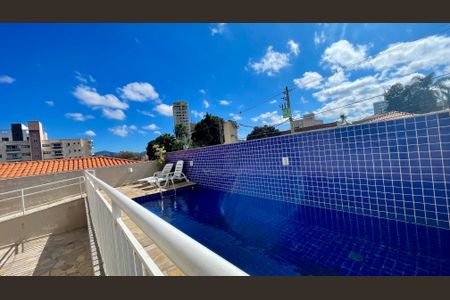 Apartamento para alugar com 63m², 2 quartos e 1 vagaÁrea comum - Piscina