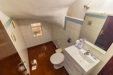 Casa à venda com 150m², 2 quartos e 2 vagasLavabo