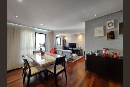 Apartamento à venda com 67m², 2 quartos e 1 vagaSala de Jantar