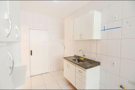 Apartamento à venda com 90m², 3 quartos e 2 vagasCozinha