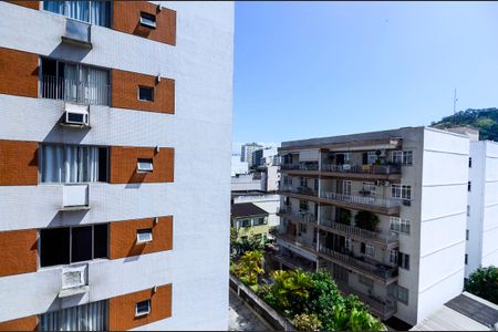 Apartamento à venda com 90m², 3 quartos e 2 vagasQuarto 3