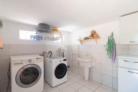 Casa à venda com 207m², 2 quartos e 2 vagasÁrea de Serviço