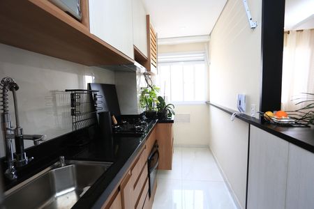 Cozinha de apartamento à venda com 2 quartos, 42m² em Parque Arariba, São Paulo