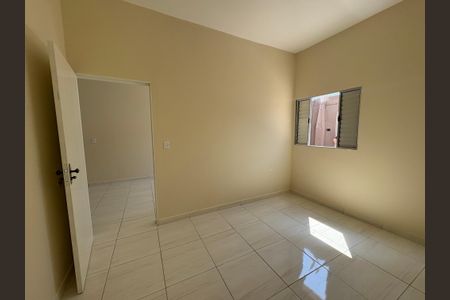 Casa à venda com 59m², 2 quartos e 2 vagasQuarto