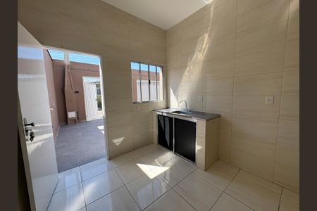 Casa à venda com 59m², 2 quartos e 2 vagasCozinha