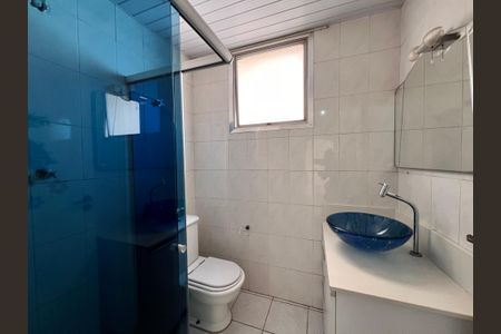 Apartamento à venda com 70m², 2 quartos e 1 vaga Apartamento à venda com 70m², 2 quartos e 1 vagaBanheiro