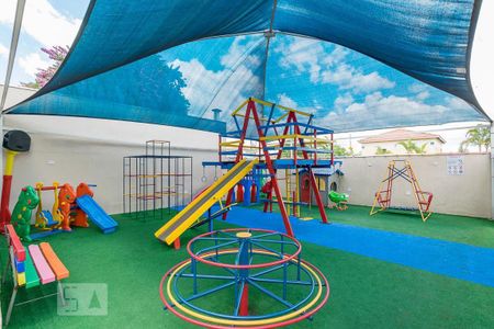 Casa à venda com 109m², 3 quartos e 2 vagasÁrea comum - Playground