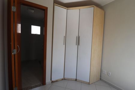 Casa à venda com 109m², 3 quartos e 2 vagasQuarto 1