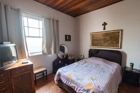 Casa à venda com 351m², 4 quartos e 12 vagas Casa à venda com 351m², 4 quartos e 12 vagasQuarto 2