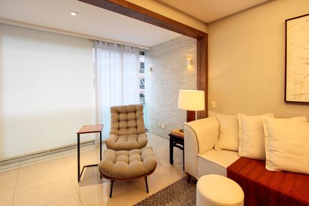 Sala de apartamento à venda com 3 quartos, 130m² em Barra da Tijuca, Rio de Janeiro