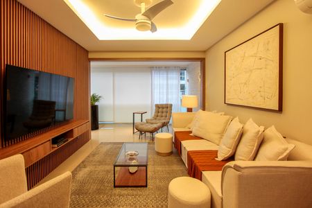 Apartamento à venda com 130m², 3 quartos e 2 vagasSala