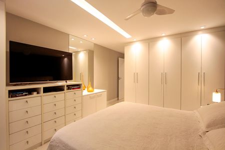 Apartamento à venda com 130m², 3 quartos e 2 vagasSuíte