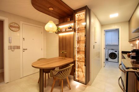 Apartamento à venda com 130m², 3 quartos e 2 vagasCozinha