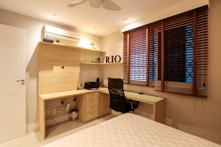 Apartamento à venda com 130m², 3 quartos e 2 vagasQuarto 1