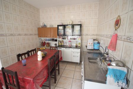 Casa à venda com 140m², 3 quartos e 3 vagasCozinha
