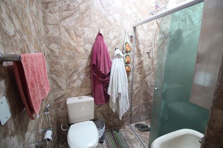 Casa à venda com 140m², 3 quartos e 3 vagasBanheiro