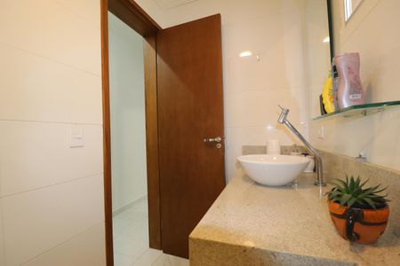 Apartamento à venda com 108m², 3 quartos e 2 vagasBanheiro 2
