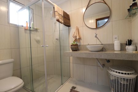 Apartamento à venda com 108m², 3 quartos e 2 vagasBanheiro da Suíte