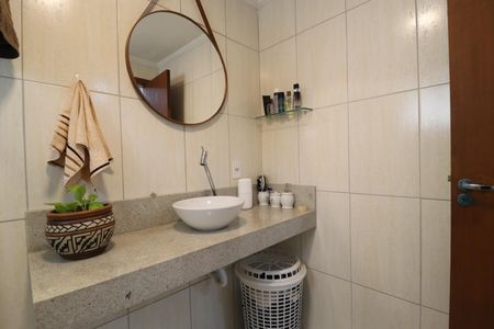 Apartamento à venda com 108m², 3 quartos e 2 vagasBanheiro da Suíte